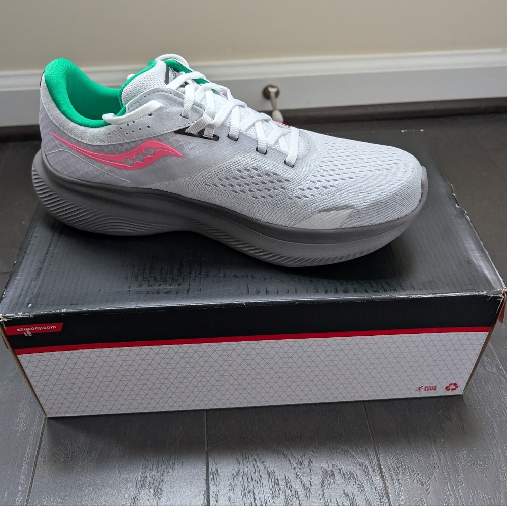 *Brand New* Saucony Ride 16 - White/Gray/Pink/Green - Women's Size 10 - Picture 3 of 5